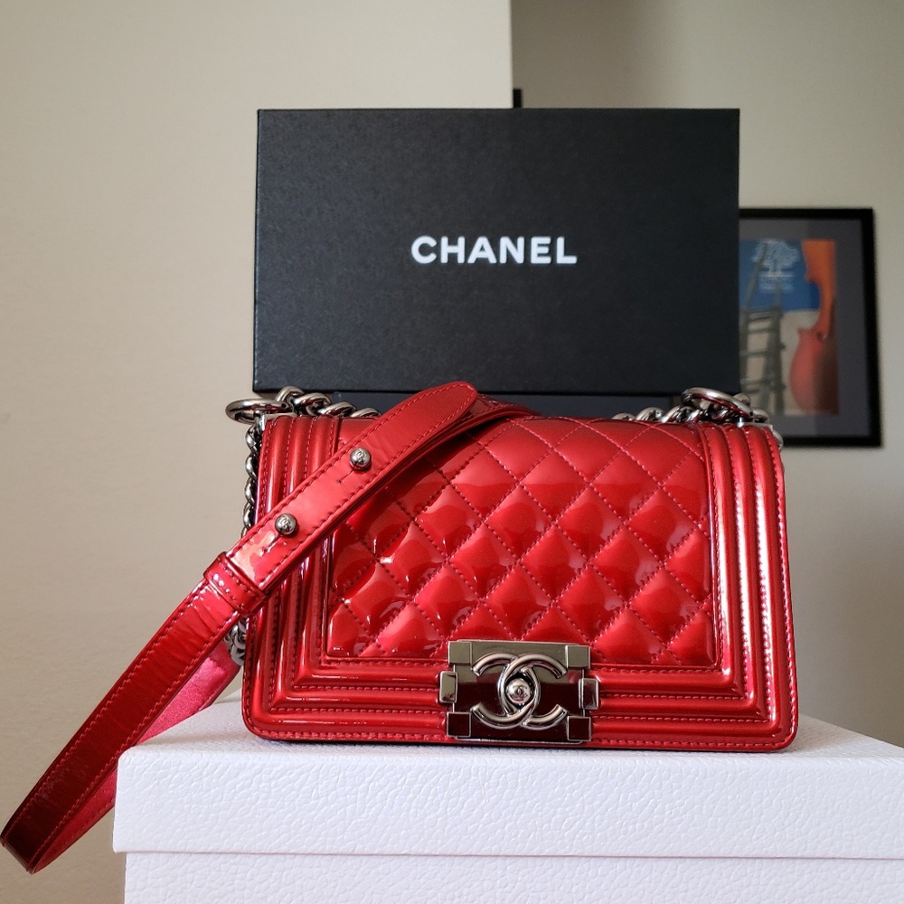 CHANEL boy small metallic red bag - Picture 1 of 8